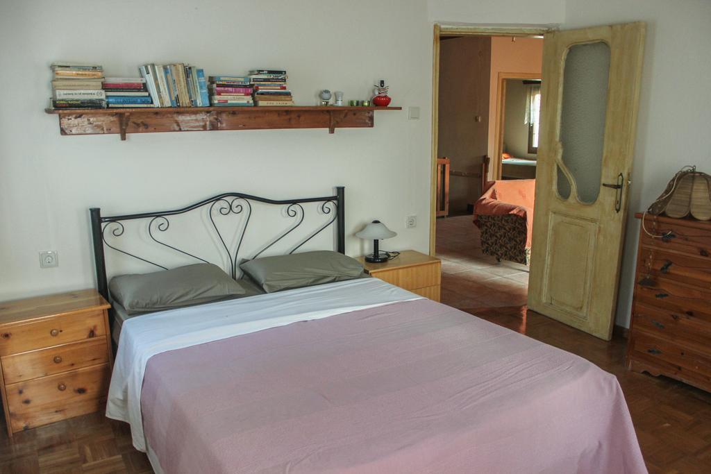 Doctors' House Mikros Prinos Villa Rum bild